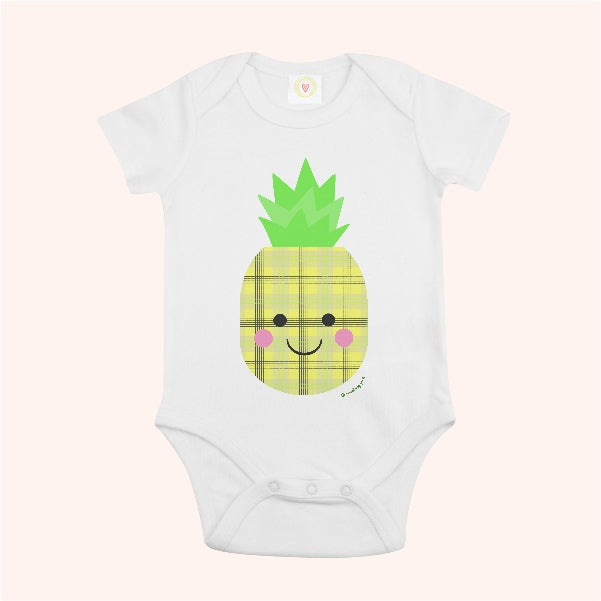 Unisex baby bodysuit in 3–6 months with cute pineapple print